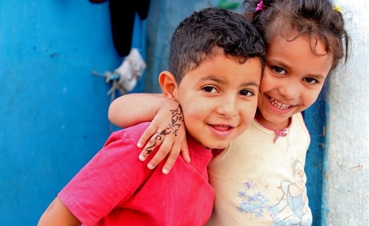 Unicef hilft Kindern weltweit - auch diesen beiden in Tunesien. Foto: Foto: © UNICEF/SWIT2012-0002/Pirozzi