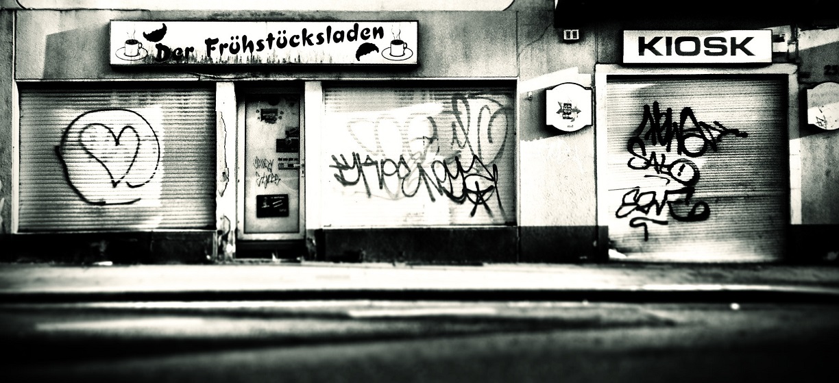 Bonjour Tristesse: Straßenszene in Essen-Katernberg nörlich des "Wohlstandsäquators" A40. Foto: Michael Sonnabend / flickr (CC BY-SA 2.0) 