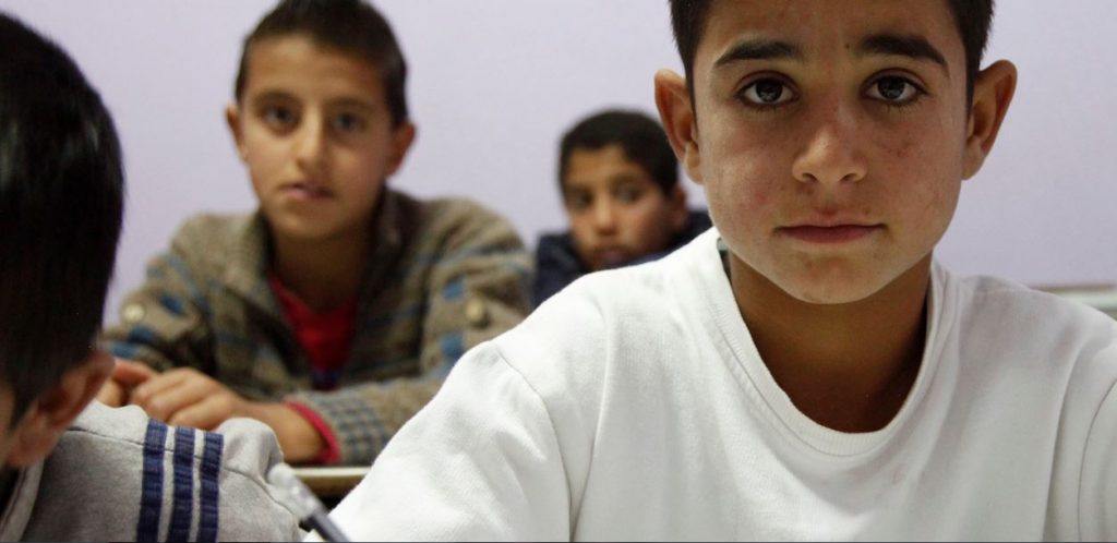 Immer mehr Flüchtlingskinder kommen in die Regelschulen. Foto: UK Department for International Development / flickr (CC BY 2.0) 