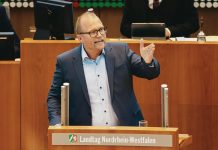 Bildungspolitiker (und Lehrer) Jochen Ott fordert als SPD-Spitzenkandidat Wüst heraus