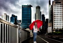 Wohnungsmangel: Mehrzweckhalle bietet Studenten zeitweise Schlafplatz