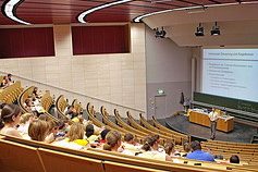 Nicht alle Studenten, hier im Hörsaal der Universität Frankfurt, liegen mit ihrer Fächerwahl richtig. (Foto: Johann Wolfgang Goethe Universität Frankfurt)