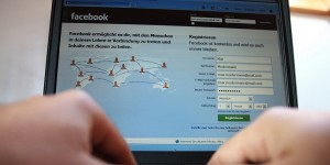 Der VBE lehnt eine Facebook-Pflicht für Lehrer ab. Foto: F. Gopp / pixelio.de