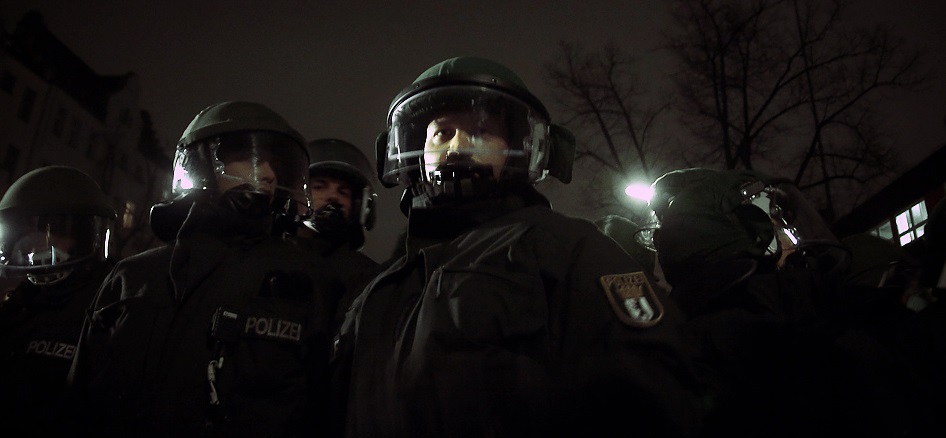 Bei jedem Amok-Alarm rückt die Polizei mit großem Aufgebot an. (Symbolfoto). Foto: LIbertinus / flickr (CC BY-SA 2.0) 