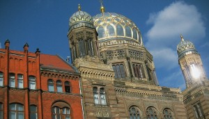 Wächst die Aggression gegen Juden? Die "Neue Synagoge" in Berlin. Foto: Daniel Ad/Flickr (CC BY-SA 2.0) 