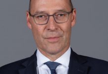 Diskussion mit AfD-Politiker an Schule nach Schülerprotesten abgesagt