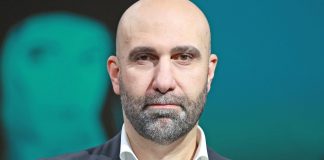 Ahmad Mansour mahnt: Muslimische Schüler vor radikalen Mitschülern schützen – demonstratives Beten in Schulen unterbinden!