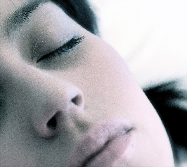 Wer schläft, sündigt bekanntlich nicht - lernt aber womöglich. Foto: Alyssa L.Miller /Flickr (CC-BY-2.0)