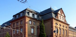 Rechtsbeugung? Staatsanwalt ermittelt gegen Amtsrichter, der Masken im Unterricht verbot