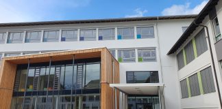 Moderne Lernräume dank smarter Gebäudeautomation: Der Neubau der Grund- und Mittelschule Bischofswiesen als Vorzeigeprojekt mit Delta Controls Germany