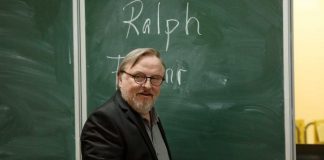 Fernsehtipp: “Extraklasse”- Axel Prahl als Lehrer wider Willen