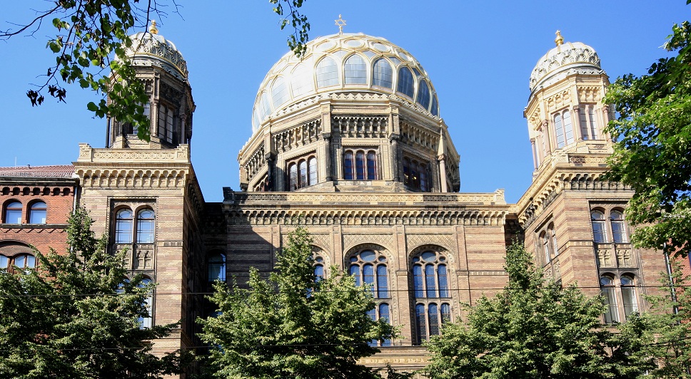 Die Neue Synagoge in Berlin. Foto: Kuli / Wikimedia Commons