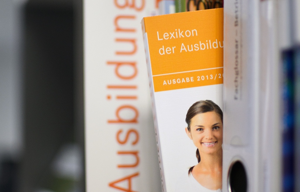 Die bunte Welt der Berufsorientierung. Für viele Hauptschüler sieht die Realität anders aus Foto: Dirk Vorderstraße / flickr (CC BY 2.0)