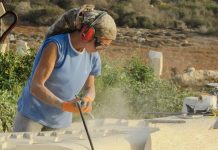 Konzentriertes Arbeiten ist wichtig für die künstlerische Kreativität. Die „Entlastung“ von den Kindern kann da förderlich sein (Symbolbild). Foto: dimitrisvetsikas1969 / pixabay (CC0)