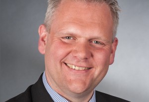 Will die GEW auch bei einer Klage gegen die Erhöhung der Unterrichtsverpflichtung unterstützen: Der niedersäschsische CDU-Fraktionschef Björn Thümler. Foto: Foto AG Gymnasium Melle (CC-BY-SA 3.0)