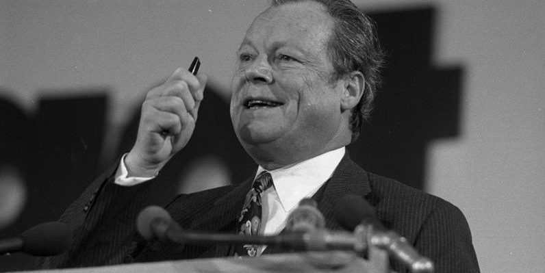 Willy Brandt, hier beim Bundesparteitag der SPD in Hannover 1973, war Kanzler, als sich Werner Kahmann einschrieb. Foto: Wikimedia Commons / Bundesarchiv (CC BY-SA 3.0 DE)