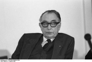Früherer Kultusminister Paul Mikat; Foto: Engelbert Reineke / Deutsches Bundesarchiv (German Federal Archive), B 145 Bild-F065002-0008