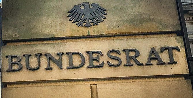 Das Kooperationsverbot wird den Bundesrat auch in der nächsten Wahlperiode beschäftigen. Foto: LoboStudioHamburg / Pixabay (CC0 1.0)