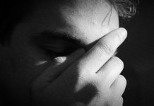 Viele Lehrkräfte fühlen sich psychisch stark belastet, ausgebrannt. Foto: fakelvis / Flickr (CC BY-SA 2.0)