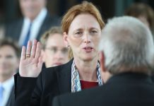 Eklat um verstorbene Kinder: KMK-Präsidentin Prien gießt weiteres Öl ins Feuer