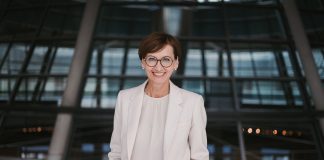 Stark-Watzinger bekennt sich „klar zum Digitalpakt 2.0“ – und nennt Umsetzungsforderungen