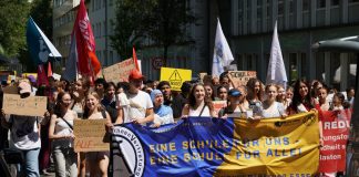 Weg mit dem mehrgliedrigen Schulsystem! – Schüler streiken für Bildungsreformen