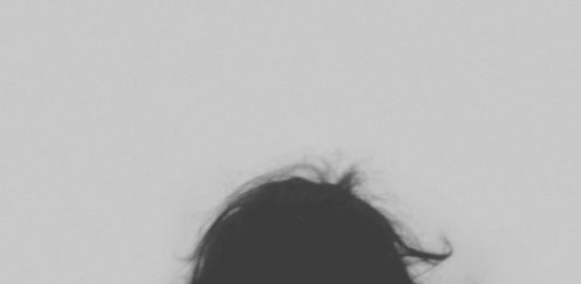 “Sabine” fühlt sich in ihrem Lehrerberuf überfordert – sieht aber keinen Ausweg (Symbolfoto). Foto: Free-Photos (CC0)