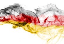 KMK vereinbart ein paar gemeinsame Standards – und nennt das “historisch”