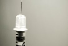 Urteil: An Diabetes erkranktes Kind bekommt eine Schulbegleitung – vorläufig zumindest Was müssen Lehrer im Umgang mit diabeteskranken Kindern wissen?; Foto: Jill A. Brown /Flickr (CC BY 2.0)