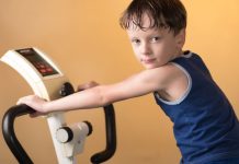 Eine pädagogische Revolution – oder schlicht grober Unfug? Bremer Schüler trampeln im Unterricht auf dem Ergometer