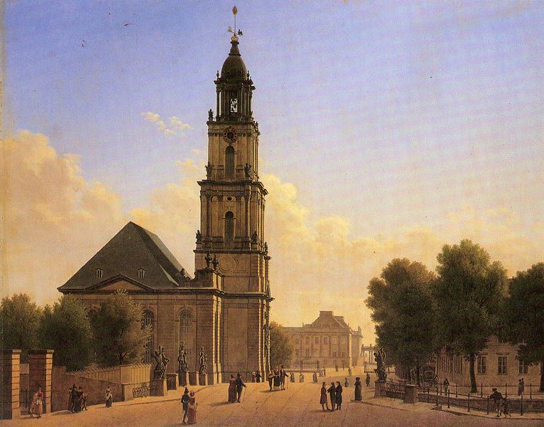 Die (im Krieg bereits schwer beschädigte) Garnisonskirche Potsdam wurde 1968 von den DDR-Behörden gesprengt - sie galt als Verehrungsstätte der preußischen Monarchie. Gemälde von 1827. Quelle: Wikimedia Commons