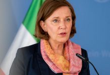 Gebauer fordert Robert-Koch-Institut auf, Quarantäne-Regeln für Schüler aufzuweichen