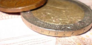 Seit vielen Jahren hält die OECD Deutschland vor, vergleichsweise wenig in Bildung zu investieren. Dabei bleibt allerdings der über die duale Ausbildung erbrachte Anteil der Wirtschaft meist außer Acht. Foto: wfabry / flickr (CC BY 2.0)