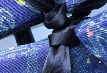 So waren die Gurte befestigt: Polizei zieht Busse vor Klassenfahrt aus dem Verkehr