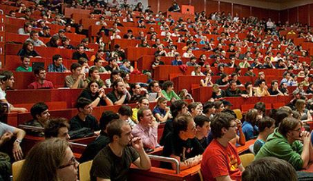 Die Hörsäle bleiben voll. Foto: Neo_II / flickr  (CC BY 2.0) 