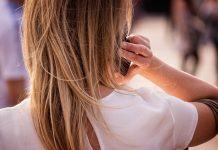 Handystrahlung schadet der Gedächtnisleistung. Wie sich die Smartphone-Nutzung auf anderen Ebenen auf die Gehirnleistung Jugendlicher auswirkt, war nicht Gegenstand der Untersuchung. Foto: Garry Knight / flickr (CC BY 2.0)