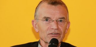 Prof. Klaus Hurrelmann, der langjährlige Leiter der renommierten Shell-Jugendstudie, wird in dieser Woche 75 Jahre alt. Foto: blu-news.org / Wikimedia Commons (CC BY-SA 2.0)