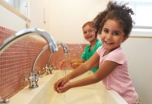 Niedersachsen führt freiwillige Corona-Tests für Kita-Kinder ein