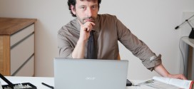 Der Bildungsjournalist Andrej Priboschek. Foto. Alex Büttner