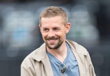 Erinnerungskultur gegen Hass: Promis werben als Hologramme an Schulen für Demokratie