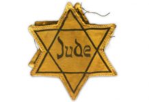 Nach antisemitischen Posts: Schulleiterin zeigt Abiturienten wegen Volksverhetzung an