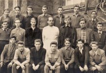 Sinkende Schülerzahlen machen Mädchen- und Jungenschulen zu schaffen An der Koedukation scheiden sich die Geister, doch die Zahl getrenntgeschlechtlicher Schulen geht stetig zurück. Foto: Reinhard Ferdinand / WIkimedia Commons (CC-BY-SA 4.0)