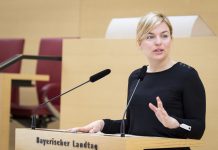 Schulze: Bayerns Kitas sollten bis 20 Uhr geöffnet haben