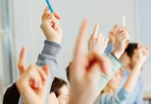 Die Klassengröße ist doch ein entscheidender Faktor für die Unterrichtsqualität. Foto: Shutterstock