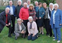 Klassentreffen - Die Mitschüler haben einen nachhaltigen Einfluss auf die spätere Karriere. Foto: gisela gerson lohman-braun / flickr (CC BY-SA 2.0)