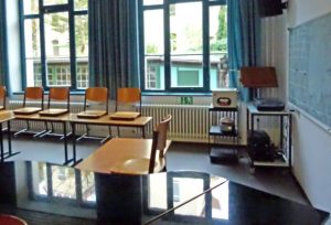 241841 Unterrichtsstunden sind in Brandenburg im letzten Schuljahr ausgefallen. Foto: dierk schaefer / flickr (CC BY 2.0)