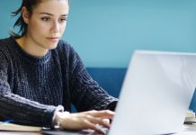 Studierende können jetzt ihre Prüfungen auch zu Hause machen