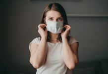 Lehrer sollen sich für Fernunterricht arbeitsteilig organisieren – und Spuckschutz in Klassen: Wie das nächste Schuljahr laufen kann