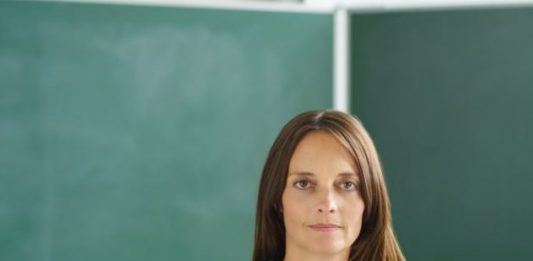 90 Prozent der Lehrkräfte in Grundschulen sind weiblich - und damit finanziell benachteiligt. Foto: Shutterstock