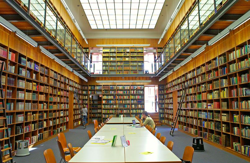 Uni Frankfurt Bibliothek öffnungszeiten